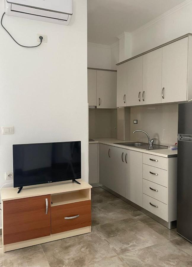 Kraal Apartments Vlore Exterior photo